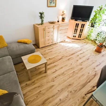 2 Pokojowy Apartment *